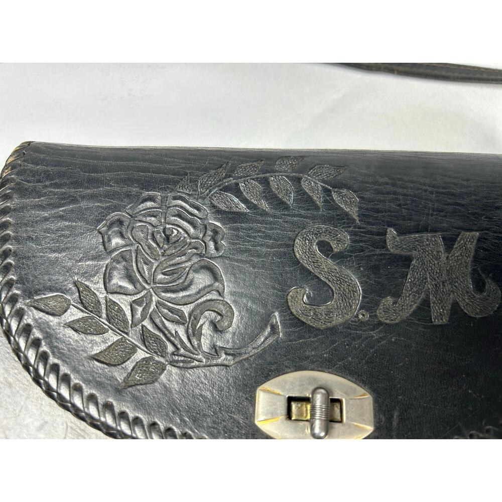 Vintage1940 custom-made curved leather, shoulder bag, black crossbody adjustable - Picture 12 of 13